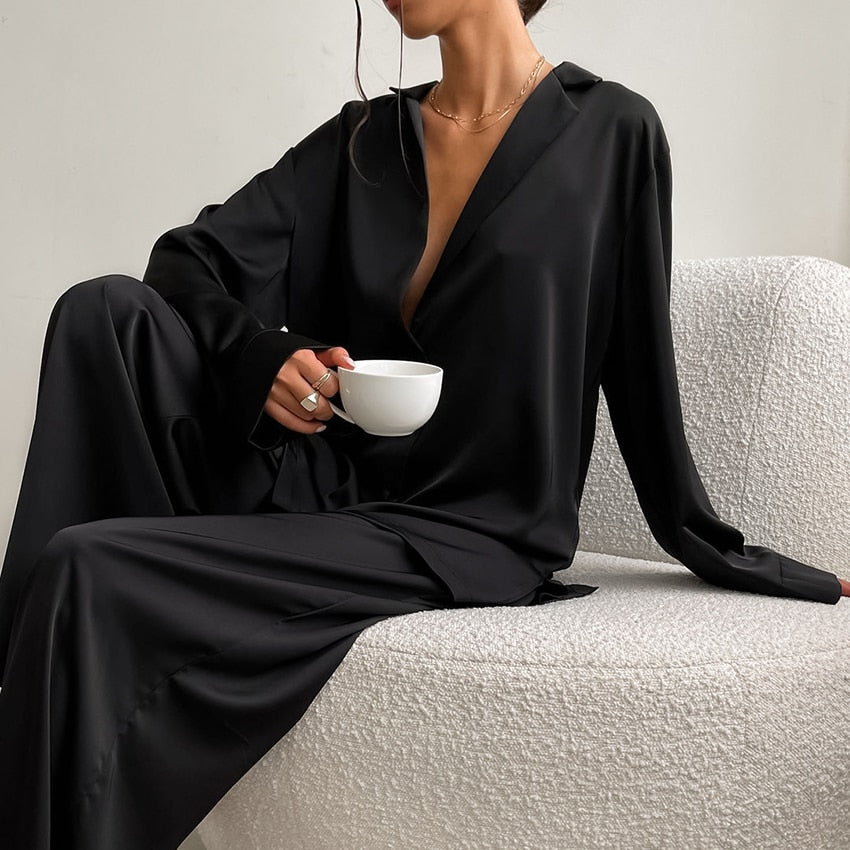 SILK SUIT SISI