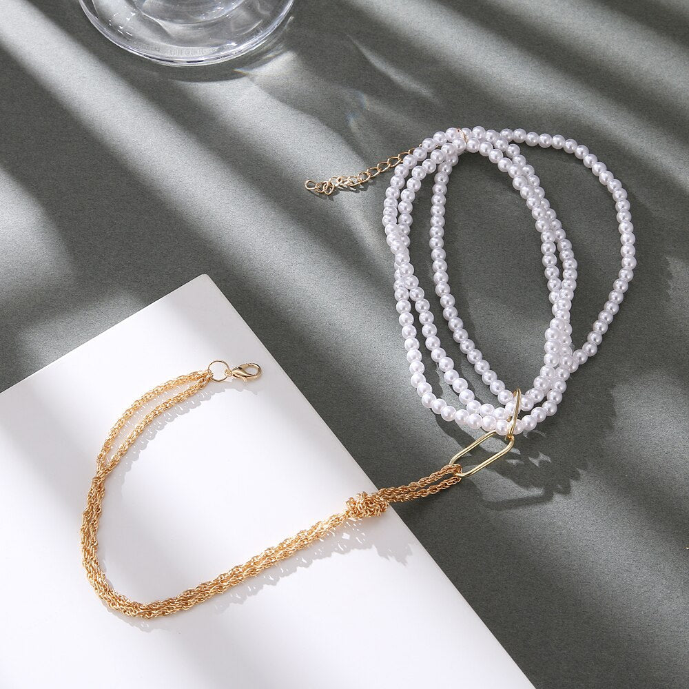 JETTY NECKLACE