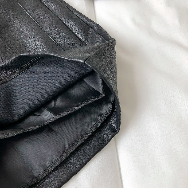 LEATHER SHORTS