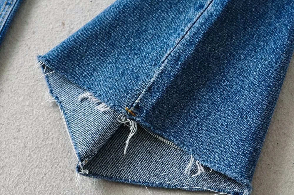 NELLY JEANS