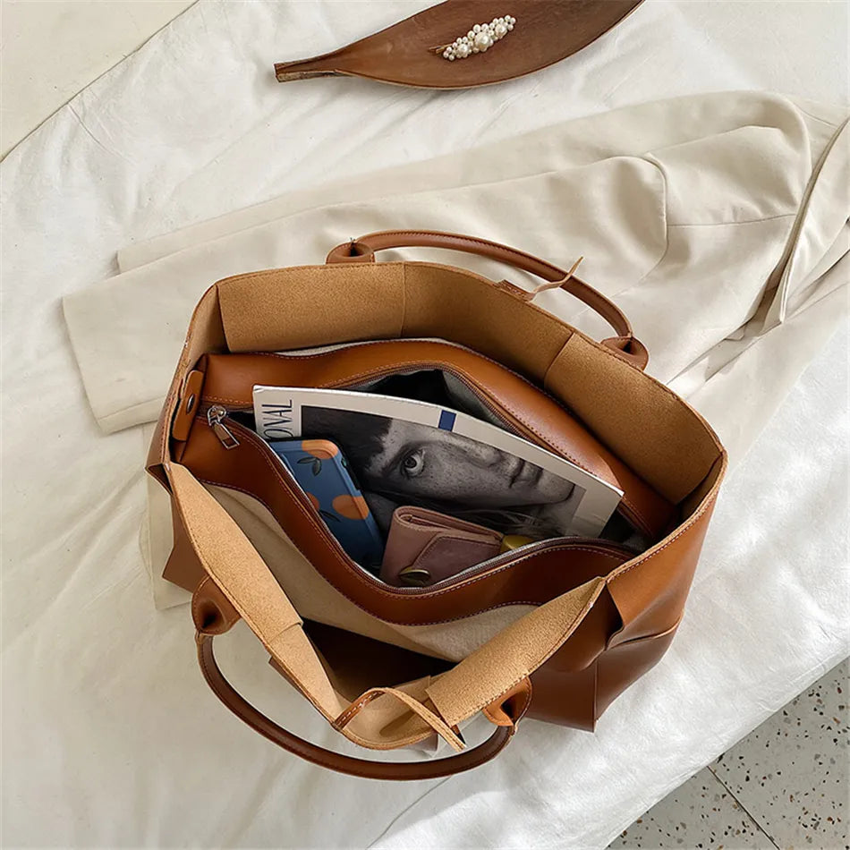 LARGE LEATHER BAG