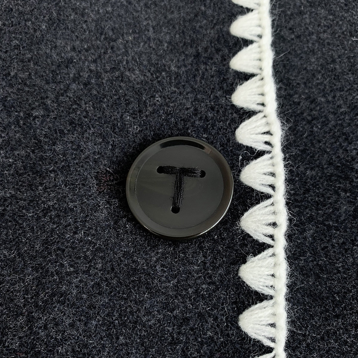 TOTEM COAT