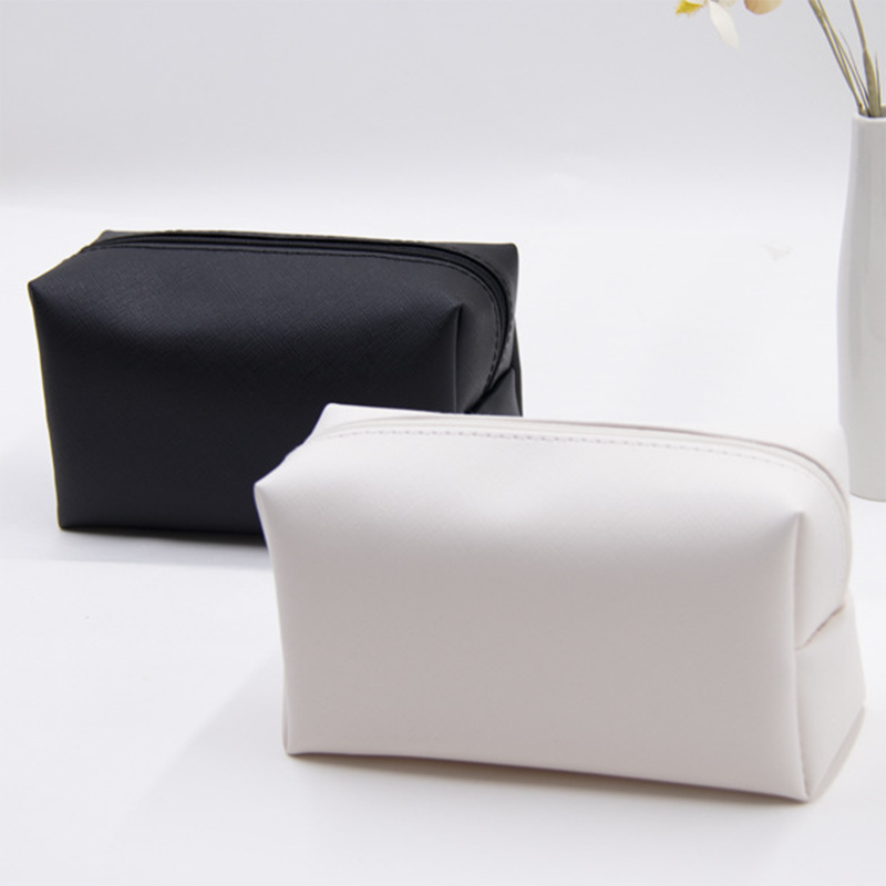 COSMETIC BAG