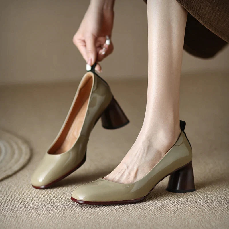 POLY SHOES