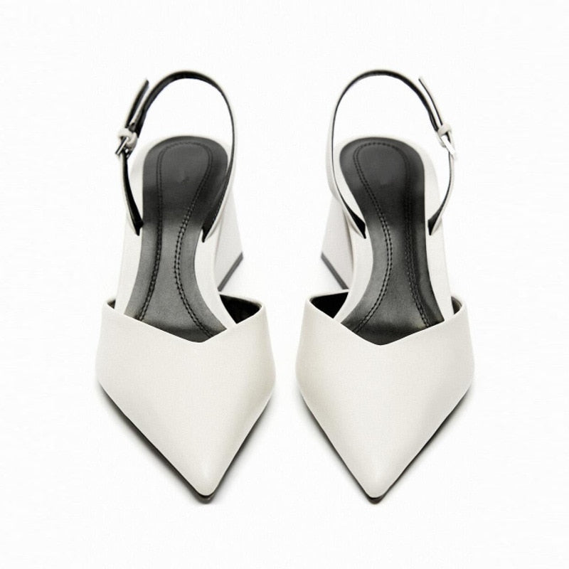 SHOE HEELD